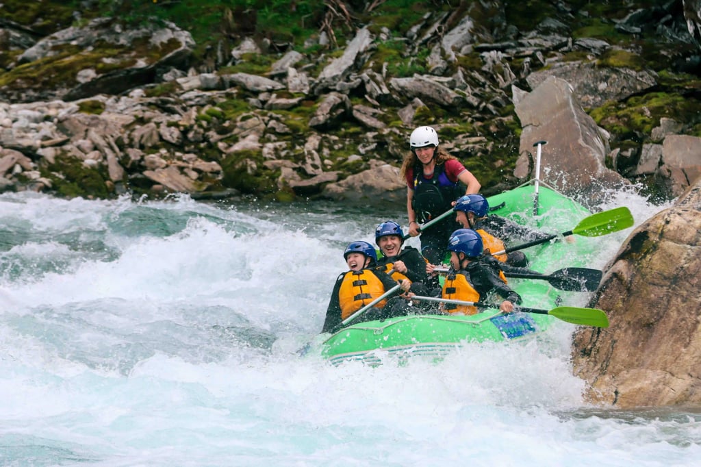 2024-Whitewater Rafting-07