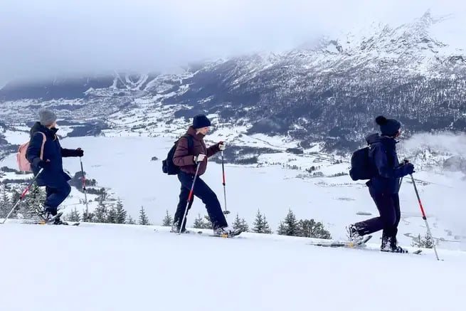 Sneeuwschoenen in Voss met Outdoor Noorwegen-11