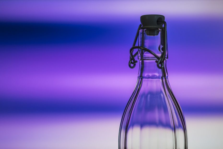 bottle-2399307_1280-930x620