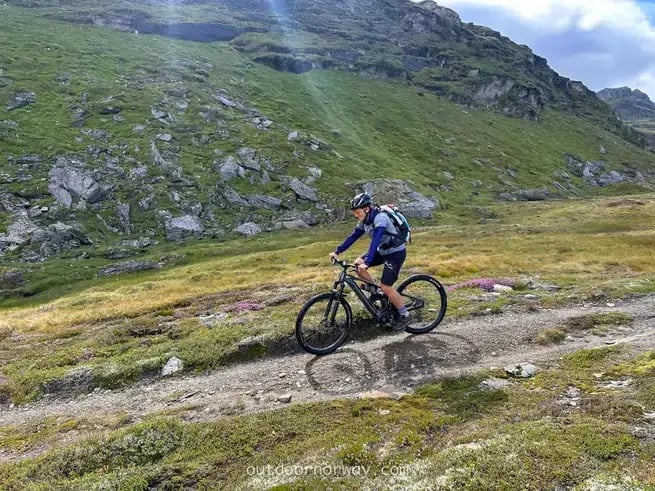 Vtt de la montagne au fjord